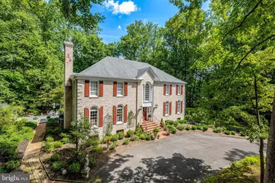 9185 Old Dominion Drive, McLean, VA 22102 - Photo 8