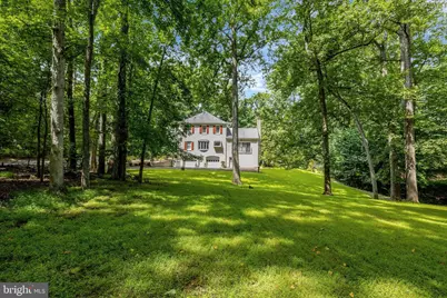 9185 Old Dominion Drive, McLean, VA 22102 - Photo 6