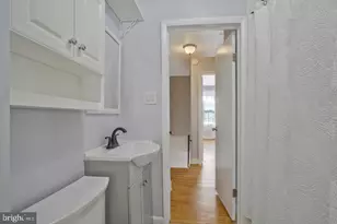 5758 Biscayne Dr, Alexandria, VA 22303 - Photo 36