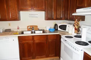 8031 Tyson Oaks Cir, Vienna, VA 22182 - Photo 8