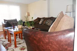 8031 Tyson Oaks Cir, Vienna, VA 22182 - Photo 4