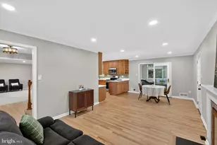 6710 Sydenstricker Rd, Springfield, VA 22152 - Photo 8