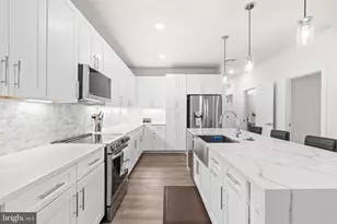 1761 Old Meadow Rd, McLean, VA 22102 - Photo 2