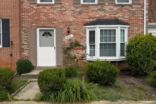 5530 Kendrick Ln, Burke, VA 22015 - Photo 1