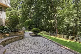 11108 Lochinver Ln, Oakton, VA 22124 - Photo 30