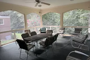 9187 Old Dominion Dr, McLean, VA 22102 - Photo 54