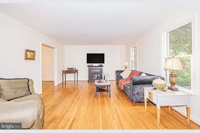 7111 Cheshire Court, Alexandria, VA 22307 - Photo 4