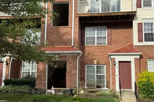 2497 Angeline Dr, Herndon, VA 20171 - Photo 2