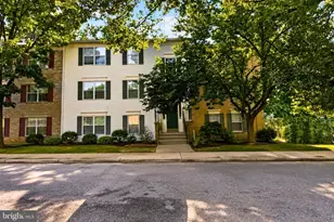 7742 New Providence Dr, Falls Church, VA 22042 - Photo 4