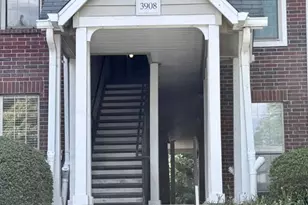 3908 Penderview Dr, Fairfax, VA 22033 - Photo 2