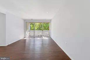 5608 Bloomfield Dr, Alexandria, VA 22312 - Photo 8