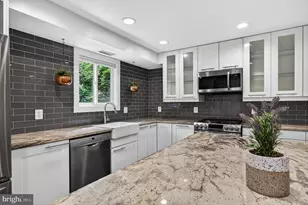 11724 River Dr, Lorton, VA 22079 - Photo 32