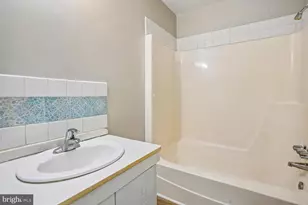 7706 Carrleigh Pkwy, Springfield, VA 22152 - Photo 16