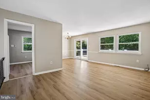 7706 Carrleigh Pkwy, Springfield, VA 22152 - Photo 4