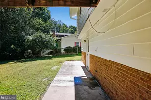 7706 Carrleigh Pkwy, Springfield, VA 22152 - Photo 58