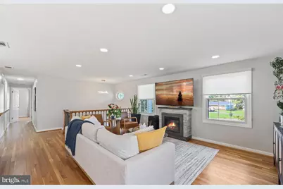 [Address not provided], Fairfax, VA 22033 - Photo 4