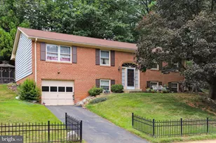 1843 Foxstone Dr, Vienna, VA 22182 - Photo 1