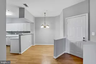 2110 Highcourt Ln, Herndon, VA 20170 - Photo 8