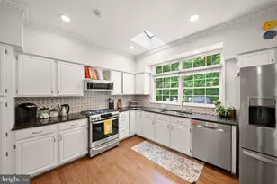 13830 Laurel Rock Ct, Clifton, VA 20124 - Photo 10