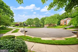13830 Laurel Rock Ct, Clifton, VA 20124 - Photo 6