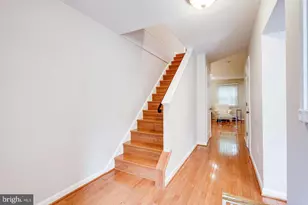 6295 Hillary Ct, Alexandria, VA 22315 - Photo 4