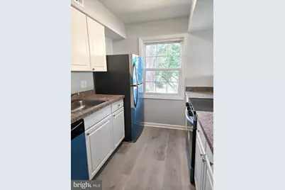 9640 Hagel Circle #28/D, Lorton, VA 22079 - Photo 4