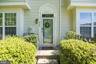 8320 Sanderling Way, Lorton, VA 22079 - Photo 30