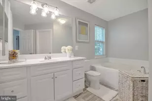 8320 Sanderling Way, Lorton, VA 22079 - Photo 22