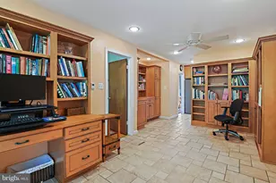 1438 Waggaman Cir, McLean, VA 22101 - Photo 14