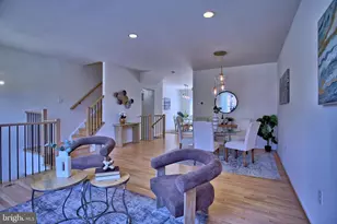 14679 Seasons Dr, Centreville, VA 20120 - Photo 14
