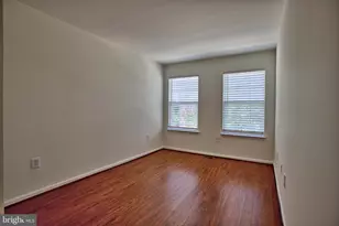 14679 Seasons Dr, Centreville, VA 20120 - Photo 24