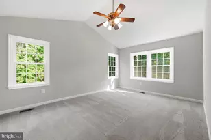 8108 Clifforest Dr, Springfield, VA 22153 - Photo 18