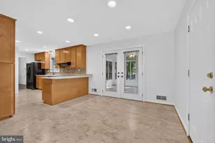 6905 Huntsman Blvd, Springfield, VA 22153 - Photo 12