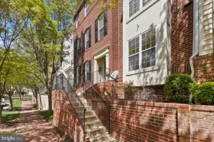8856 Ashgrove House Ln, Vienna, VA 22182 - Photo 2