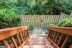 3025 Barden Oaks Ct, Oakton, VA 22124 - Photo 36