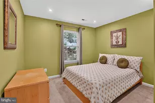 6888 Kerrywood Cir, Centreville, VA 20121 - Photo 22