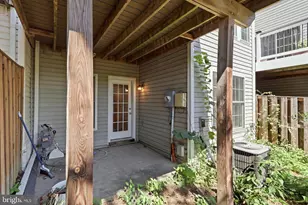 2524 Terra Cotta Cir, Herndon, VA 20171 - Photo 38