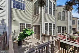 2524 Terra Cotta Cir, Herndon, VA 20171 - Photo 40