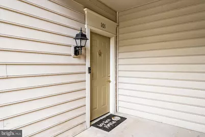 8202 Catbird Circle #101, Lorton, VA 22079 - Photo 6