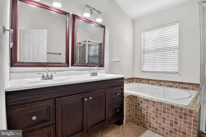 4129 Grover Glen Court, Fairfax, VA 22030 - Photo 12