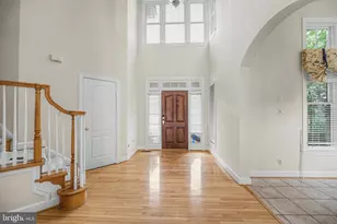 1492 Broadstone Pl, Vienna, VA 22182 - Photo 2