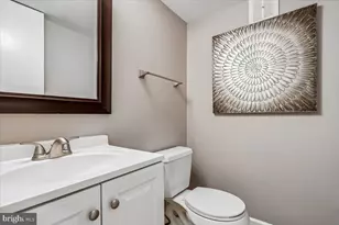 1851 Wainwright Dr, Reston, VA 20190 - Photo 30