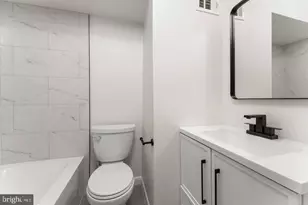 1808 Golf View Ct, Reston, VA 20190 - Photo 14