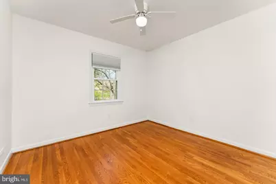 1808 Golf View Court, Reston, VA 20190 - Photo 12