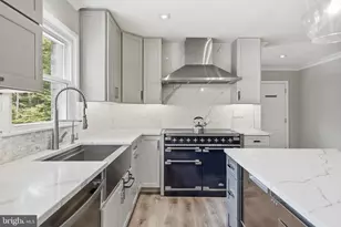 10834 Henderson Rd, Fairfax Station, VA 22039 - Photo 10