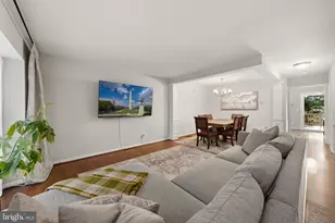 1122 Cypress Tree Pl, Herndon, VA 20170 - Photo 12