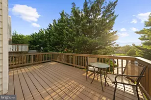 1122 Cypress Tree Pl, Herndon, VA 20170 - Photo 26