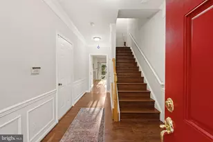 1122 Cypress Tree Pl, Herndon, VA 20170 - Photo 4