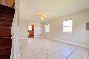 5818 Fifer Dr, Alexandria, VA 22303 - Photo 4