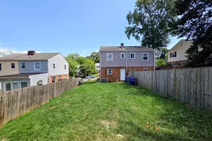 5818 Fifer Dr, Alexandria, VA 22303 - Photo 16